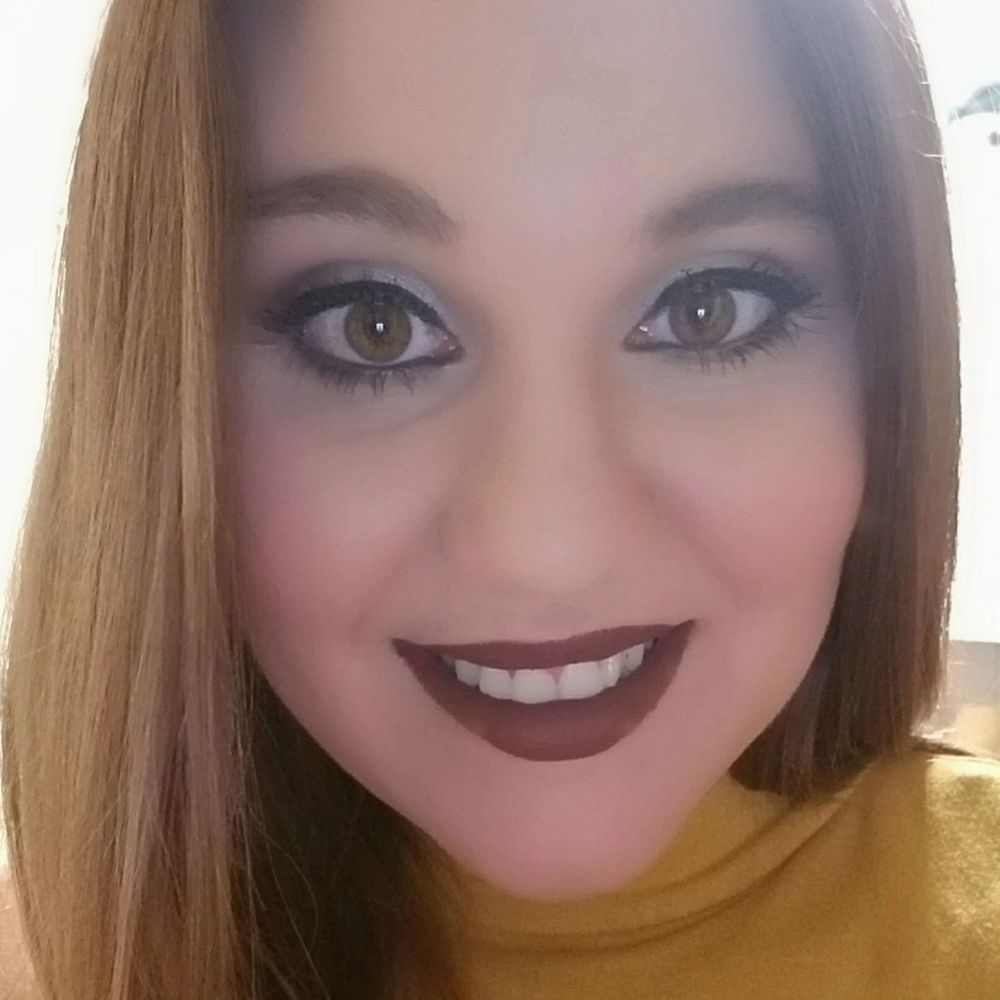 Meet your Posher, Shana